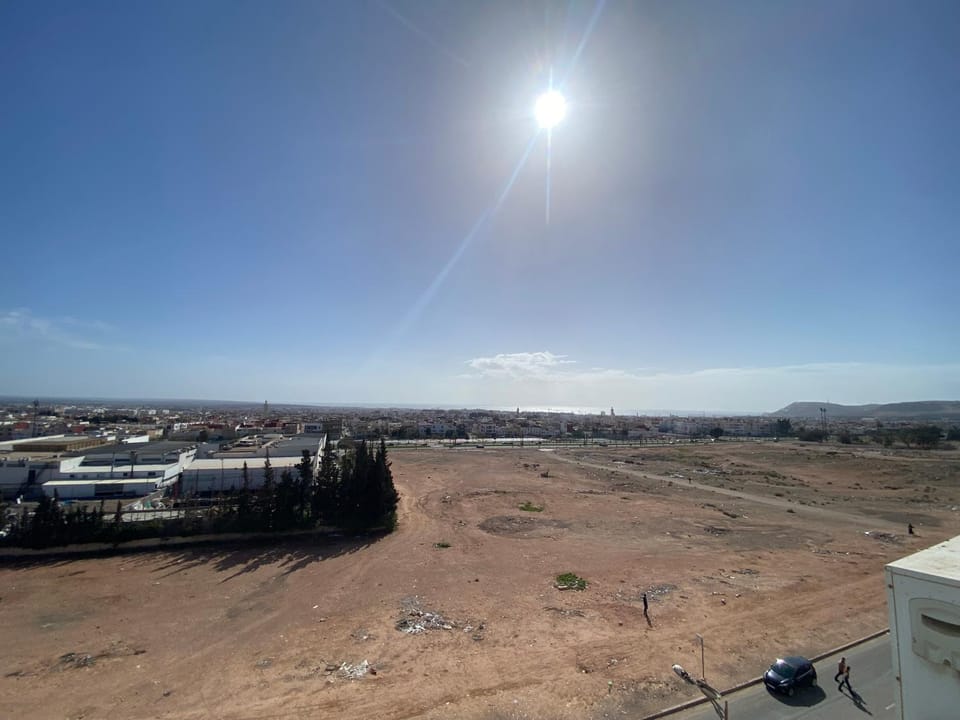 City view, Sea view