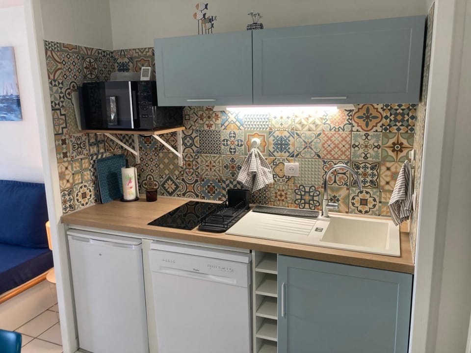 Appartement T3 avec piscine et parking, proximité immédiate plage et port de plaisance du Crouesty Apartment in Arzon