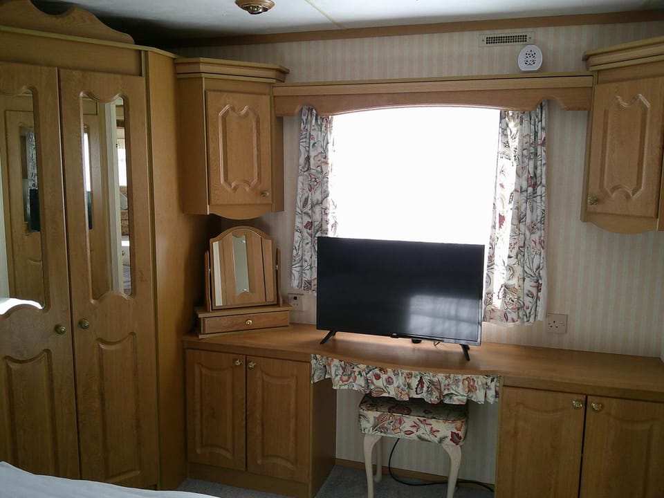 TV and multimedia, Bedroom