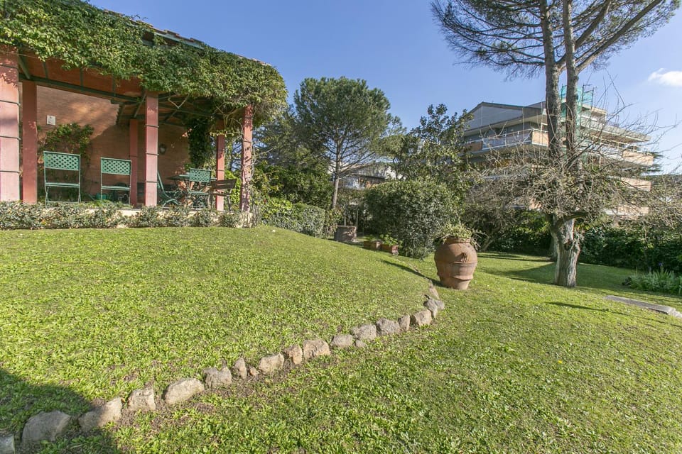 Rome Garden Hill Villa in Rome