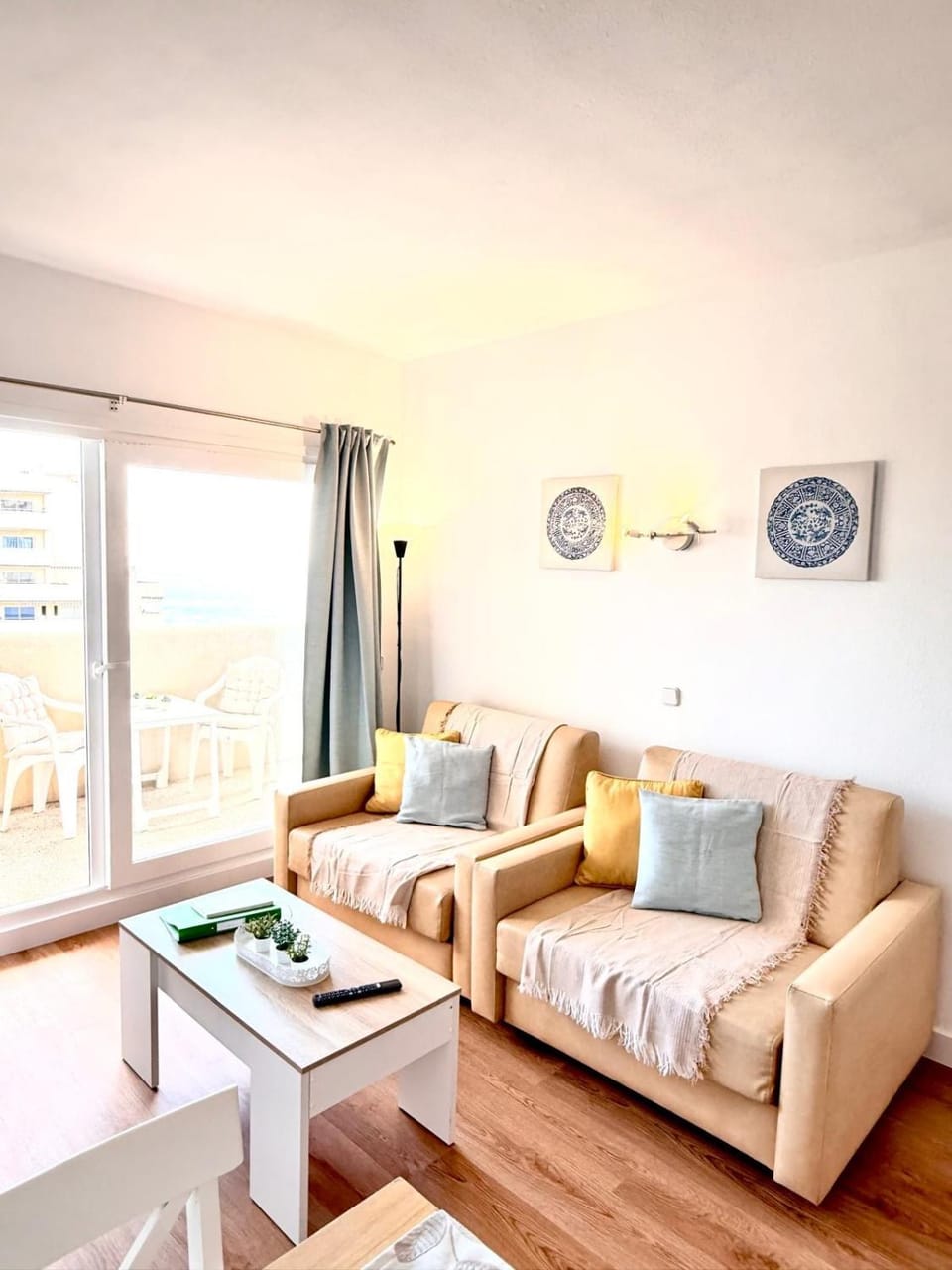 Charming Apartment in Benalbeach with Garden and Sea View Apartment in Benalmadena