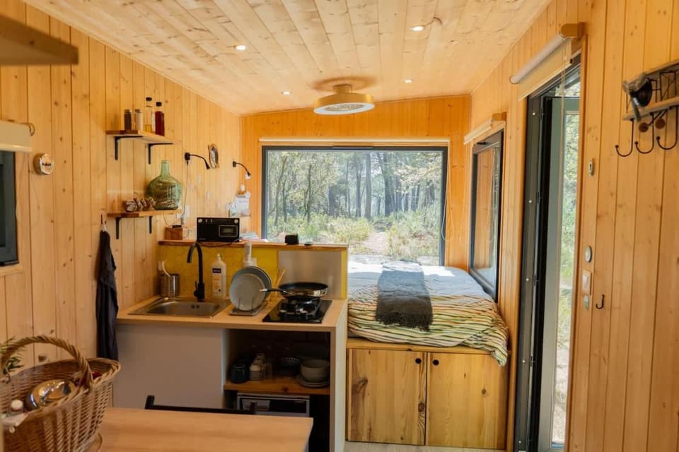 Lodge Grand Confort en Nature - Salle de bain italienne - 10 min A7 House in Provence-Alpes-Côte d'Azur