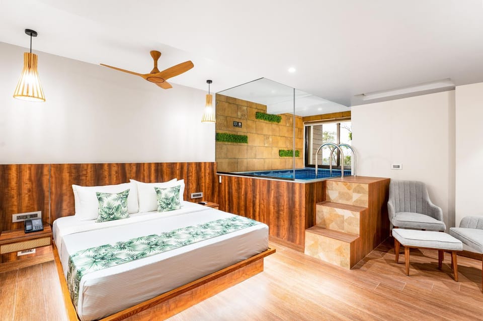Bed, Photo of the whole room, Bedroom