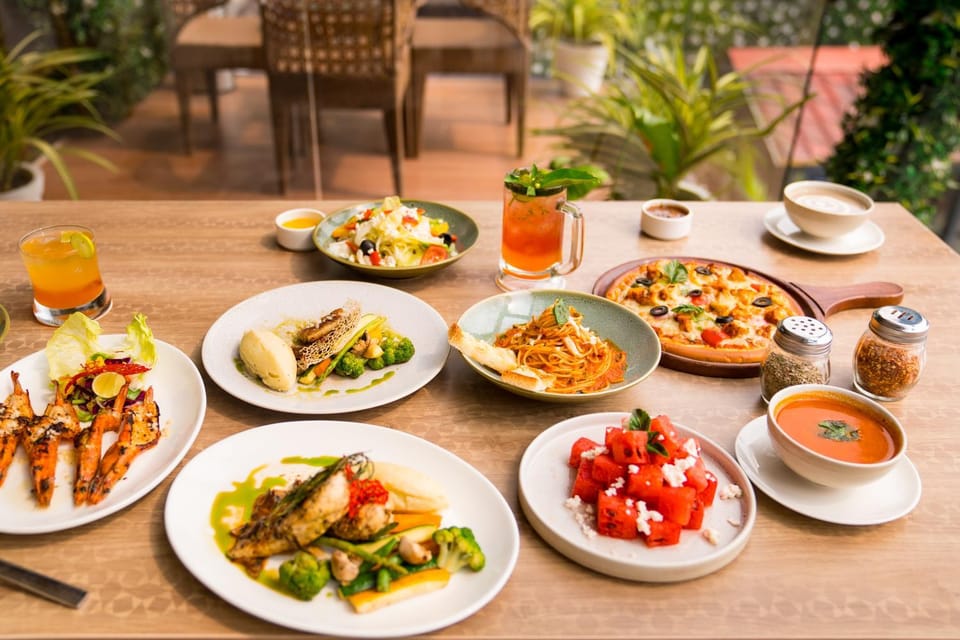 Restaurant/places to eat, Food and drinks, Food, Breakfast, Lunch, Dinner, Drinks