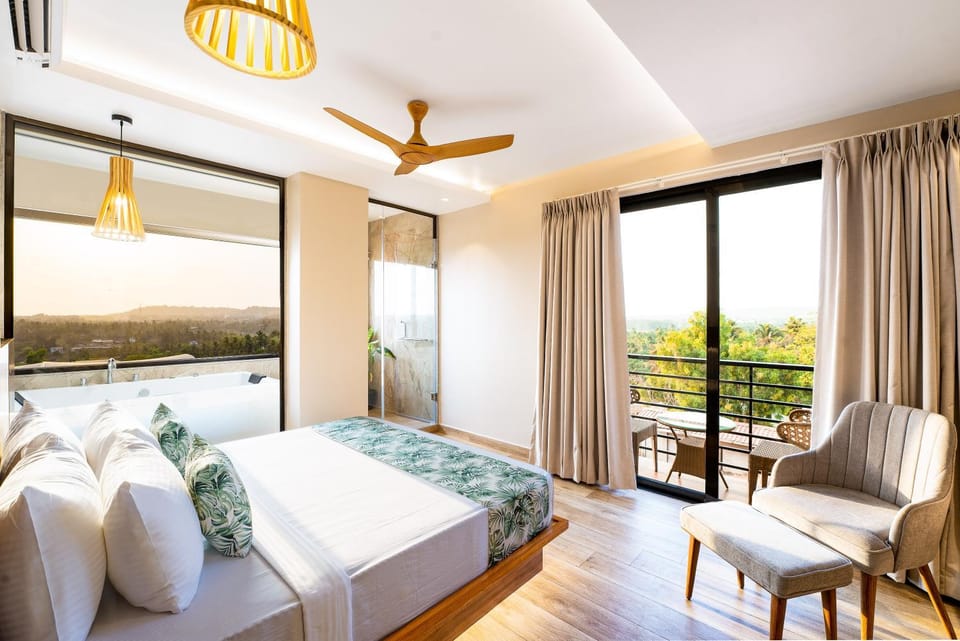 Bed, Natural landscape, View (from property/room), Balcony/Terrace, Photo of the whole room, Seating area, Bedroom