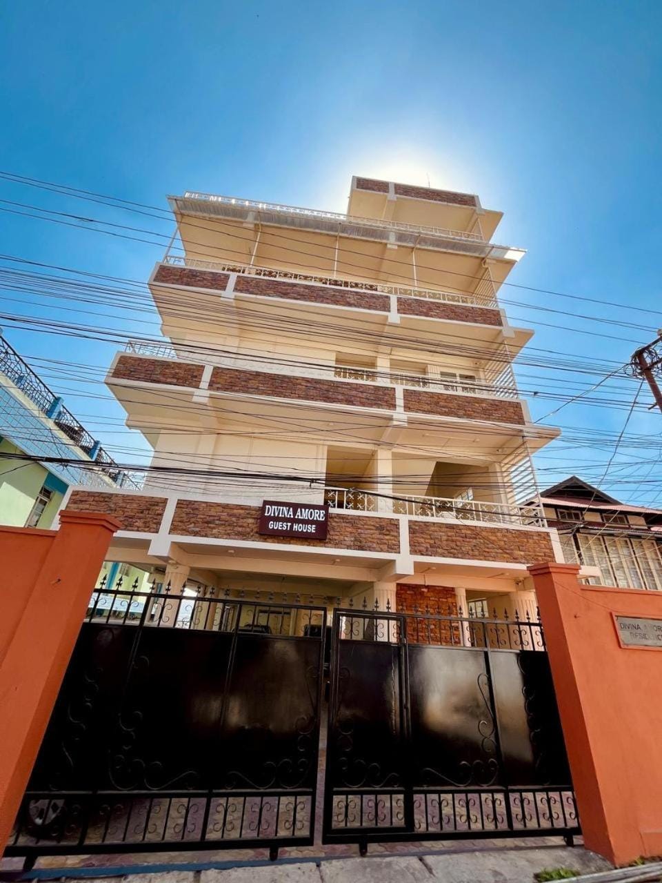 DIVINA AMORE Guest House Bed and Breakfast in Bangladesh