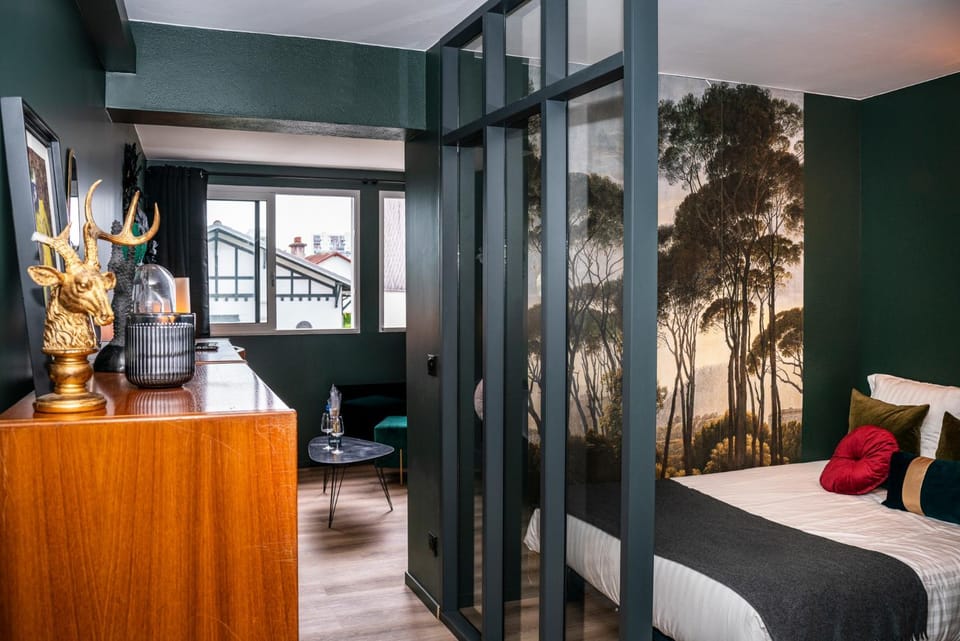 ONLOC - Le Romantique appart proche centre ville - Parking Apartment in Pau