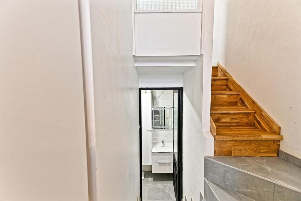 Duplex agréable et comfortable dans le 9ème Apartment in Paris