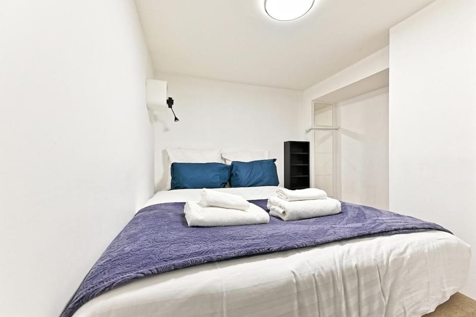 Duplex agréable et comfortable dans le 9ème Apartment in Paris