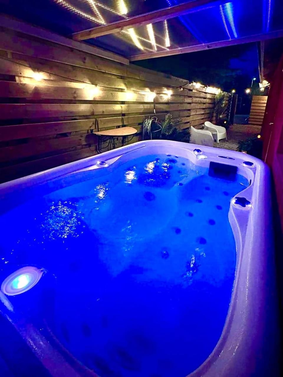 Charming Scandinavian eco house with private garden and jacuzzi between Amsterdam Haarlem and Schiphol Airport House in Haarlem
