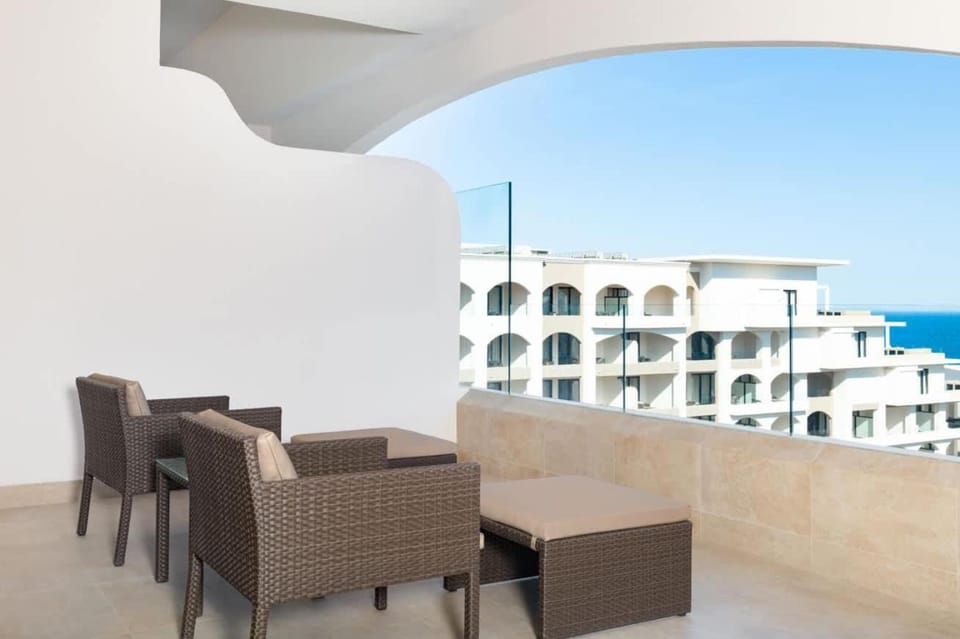 2BD Oceanview Suite Villa La Valencia Cabo Villa in San Jose del Cabo