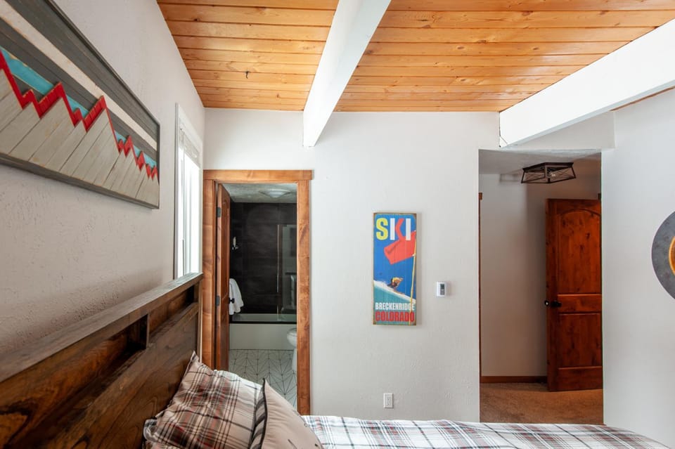Bed, Bathroom, Bedroom, Bath