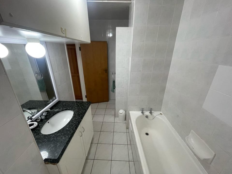 Shower, Bathroom, Bath, towels