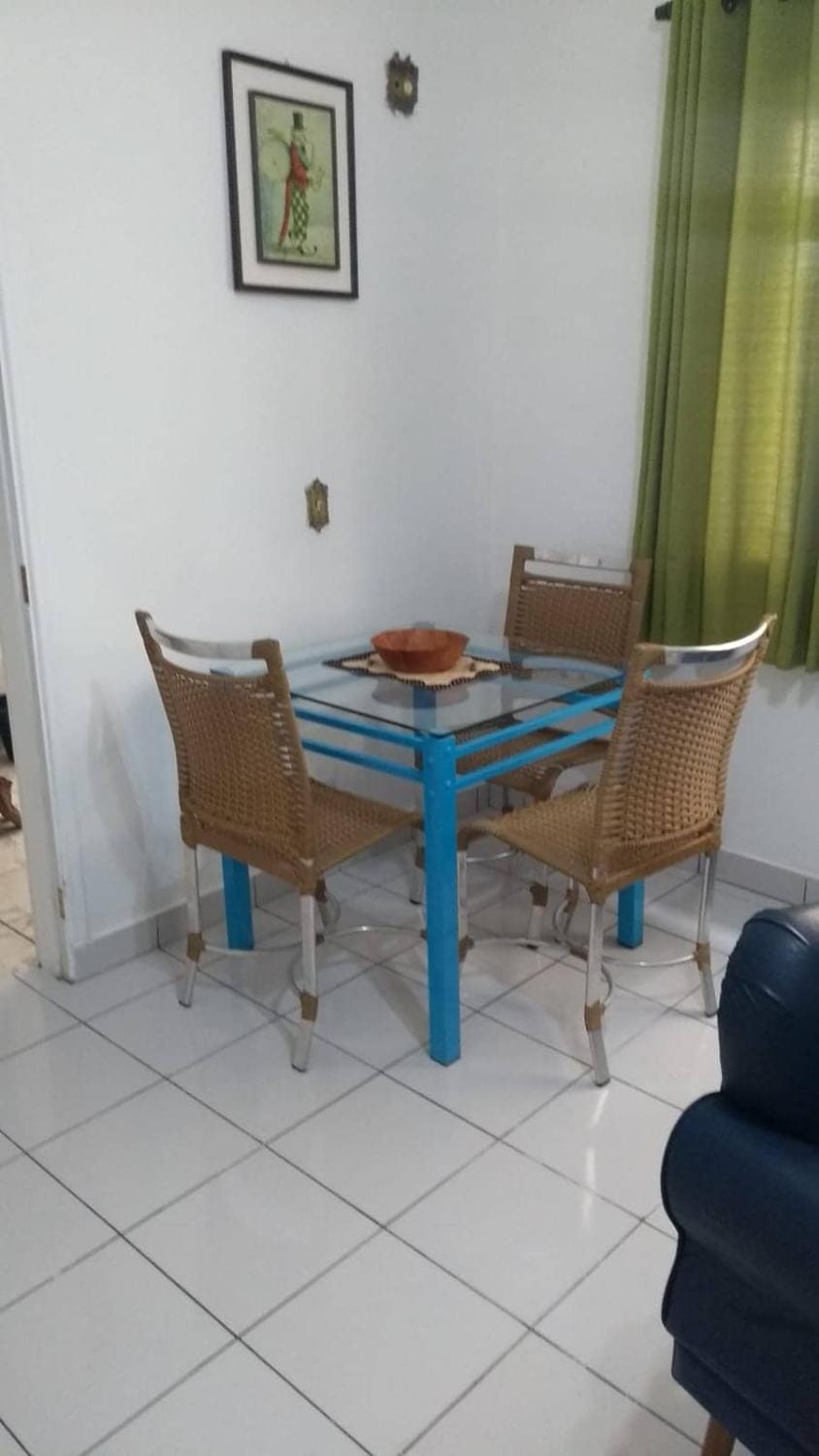 Apartamento apenas 300m da praia da Enseada no Guarujá Apartment in State of São Paulo