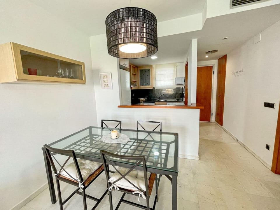 Green and blue Apartment in Blanes