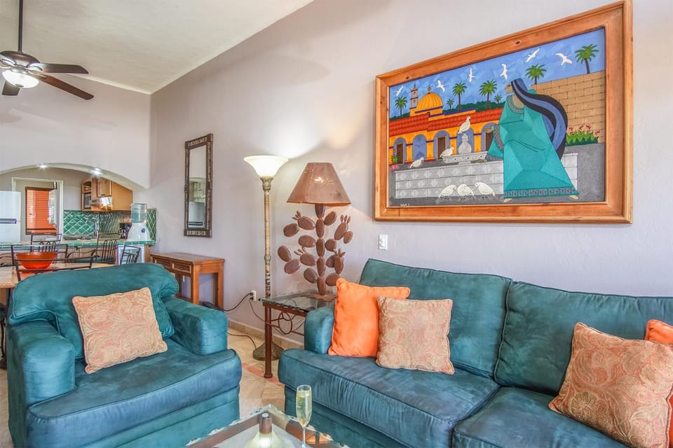 Living room, Decorative detail, Seating area