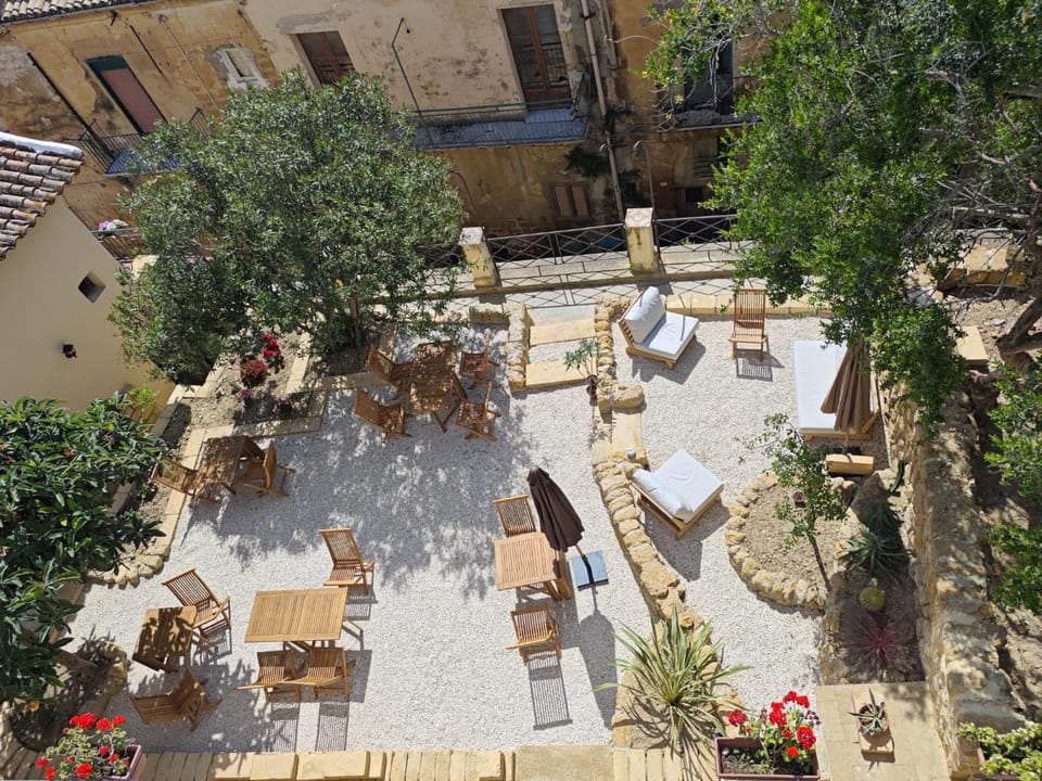 Garden, Garden view