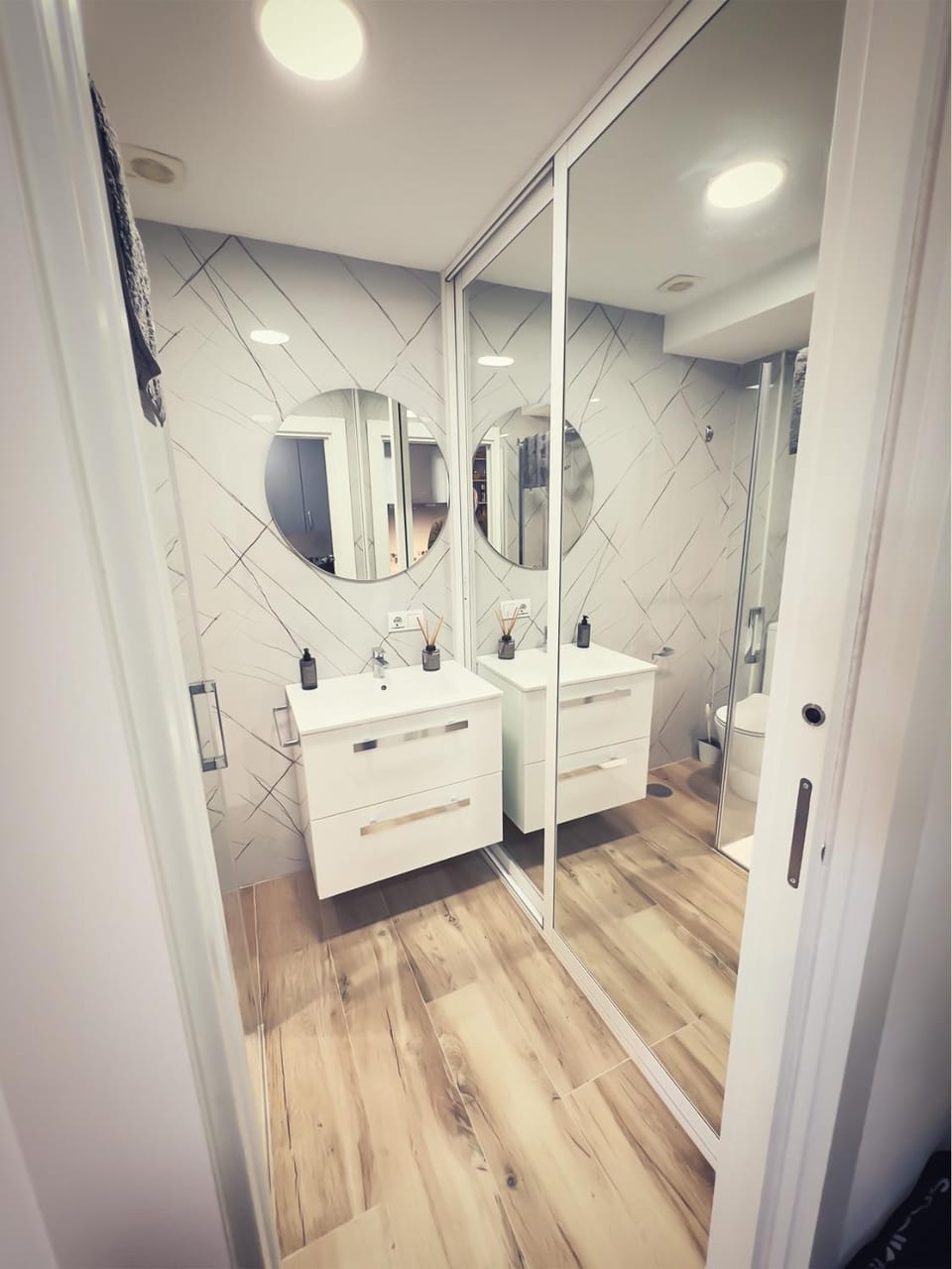 Shower, Bathroom