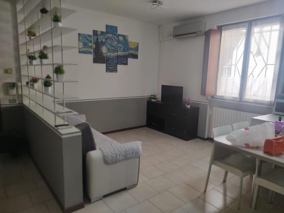 Two-room apartment in Voghera's historic center Apartment in Lombardy