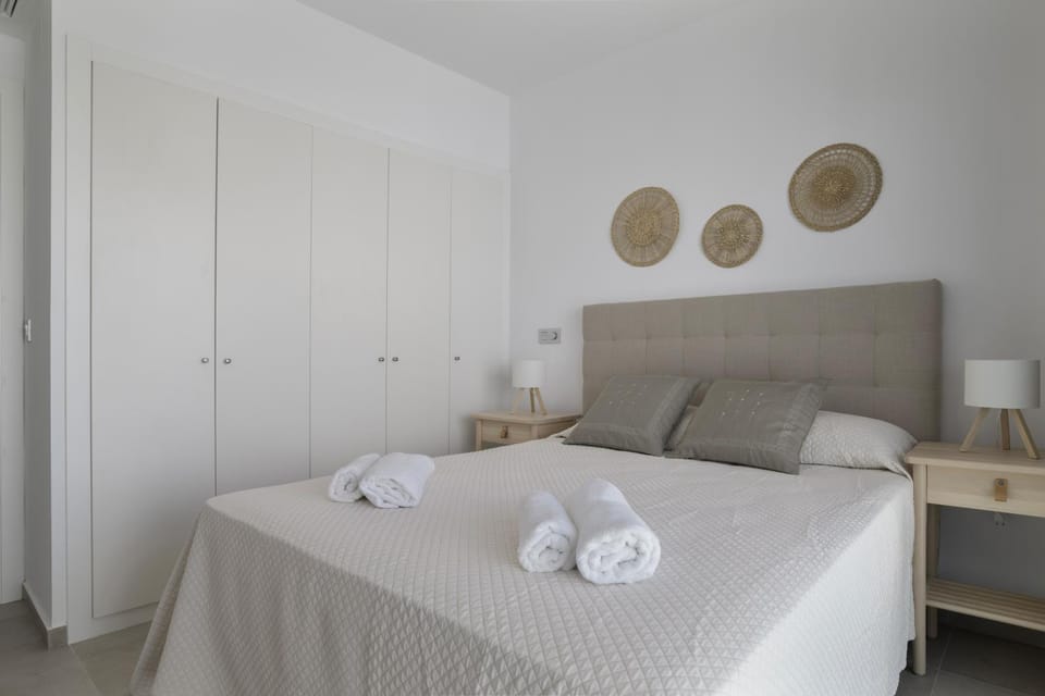 Living room, Bedroom