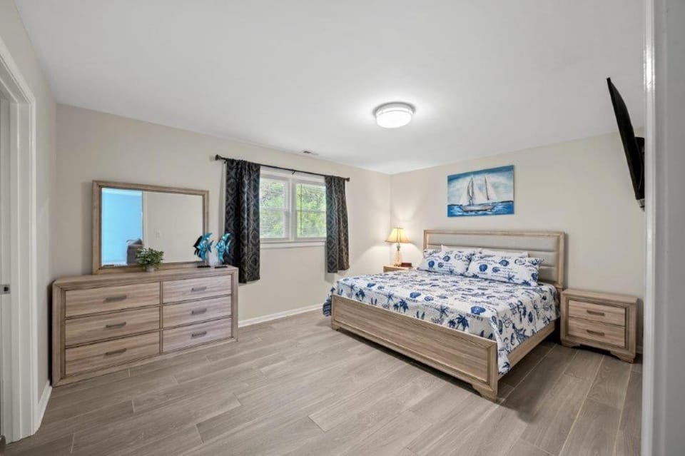Sea Haven A - Great 3 BR 2 BA - 3 blocks from the beach House in North Myrtle Beach