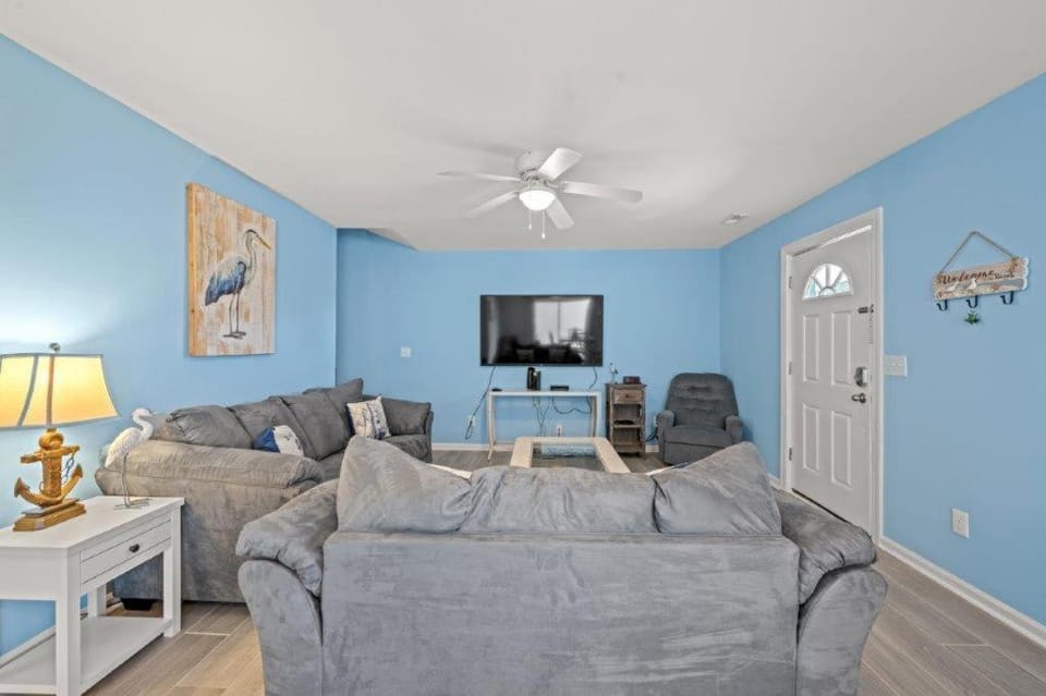 Sea Haven A - Great 3 BR 2 BA - 3 blocks from the beach House in North Myrtle Beach