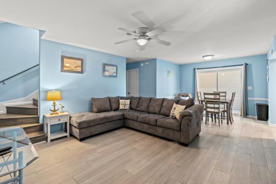 Sea Haven B - Great 3 BR 2 BA - 3 blocks from the beach House in North Myrtle Beach
