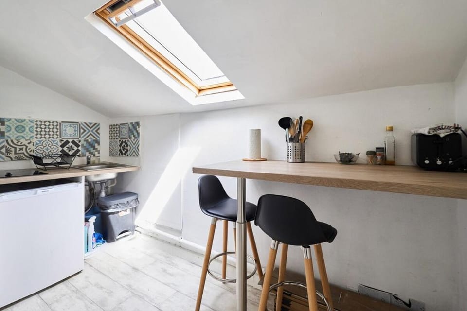 Le Petit Brossolette - T1 - 500m2 gare centre Apartment in Reims