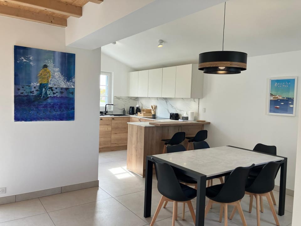 Maison neuve à Le Palais avec WIFI, proche plage - FR-1-418-266 House in Brittany