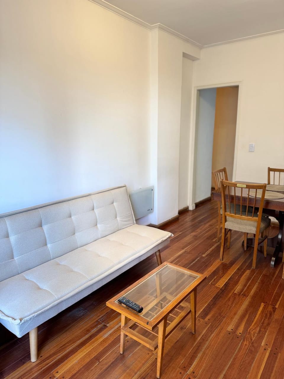 Dpto 3 Amb Balcón Plaza y Mar Apartment in Mar del Plata