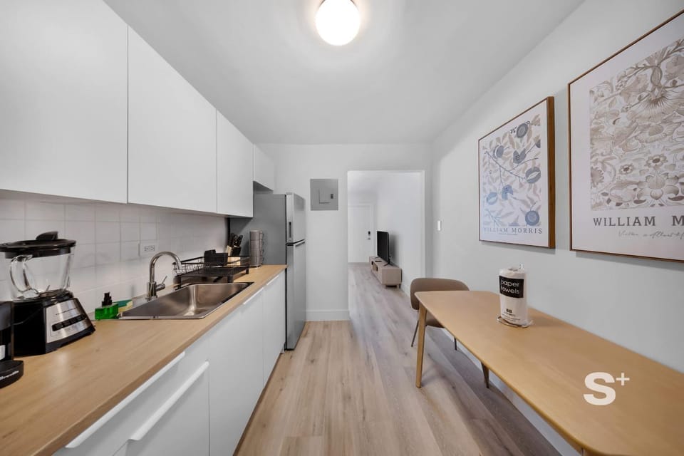 Coffee/tea facilities, Kitchen or kitchenette