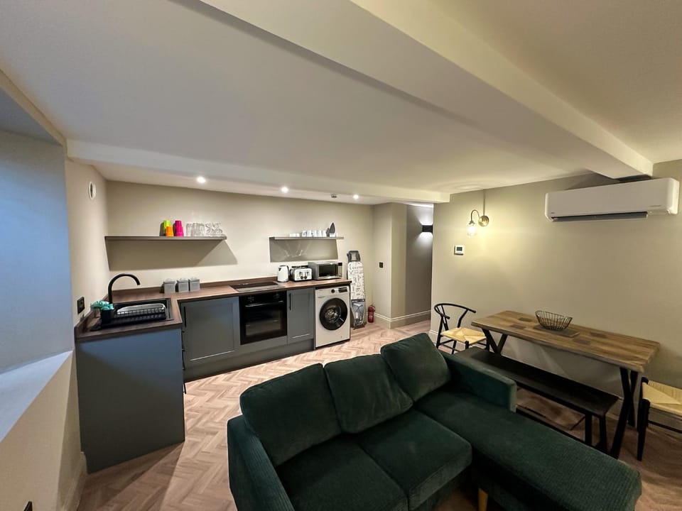 Akroyd House - The Wainhouse Room Bed and Breakfast in Calderdale