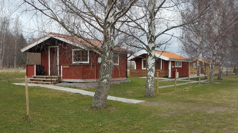 Facade/entrance, Off site