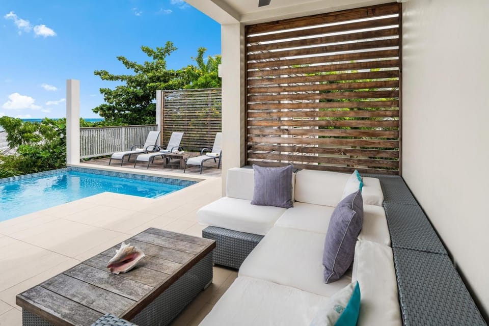 Villa TreeHaus Paradise Overlooking Grace Bay Villa in Turks and Caicos Islands
