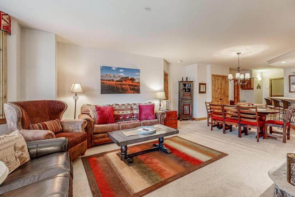 Torian Plum Creekside 412 Apartment in Steamboat Springs