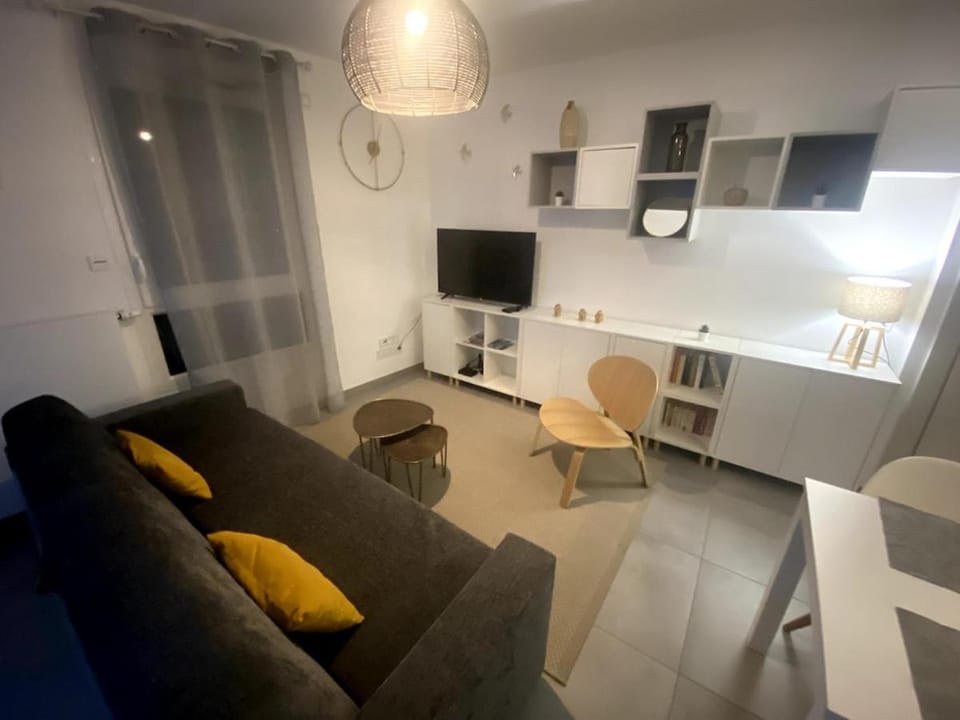 Petit nid au centre ville avec garage privé Apartment in Annecy