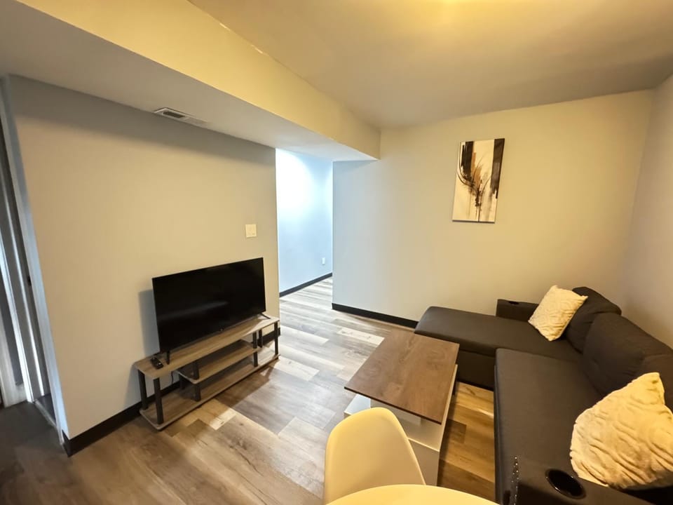 COZY 2BR Apartment near Downtown DC Apartment in District of Columbia
