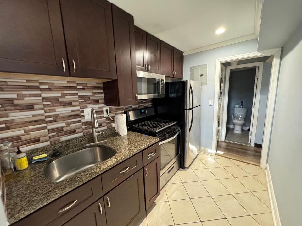 COZY 2BR Apartment near Downtown DC Apartment in District of Columbia