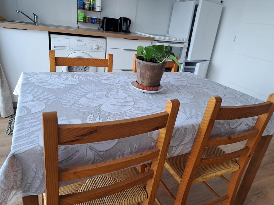 Studio côté jardin Apartment in Occitanie