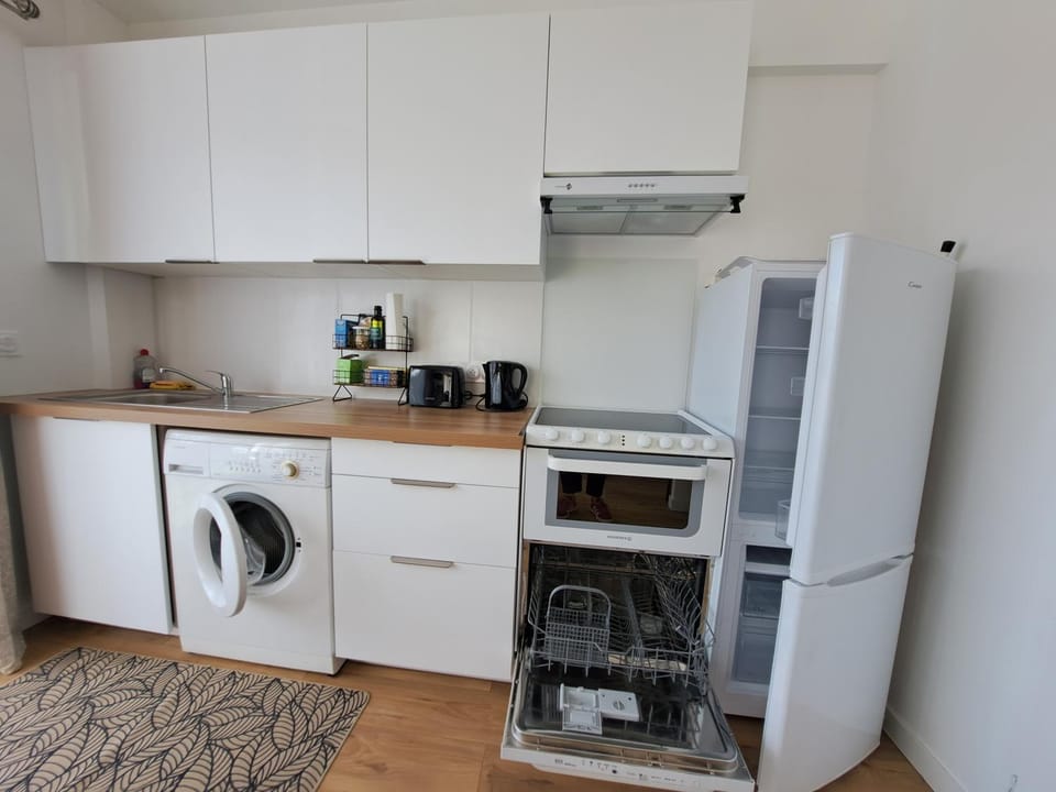 Studio côté jardin Apartment in Occitanie