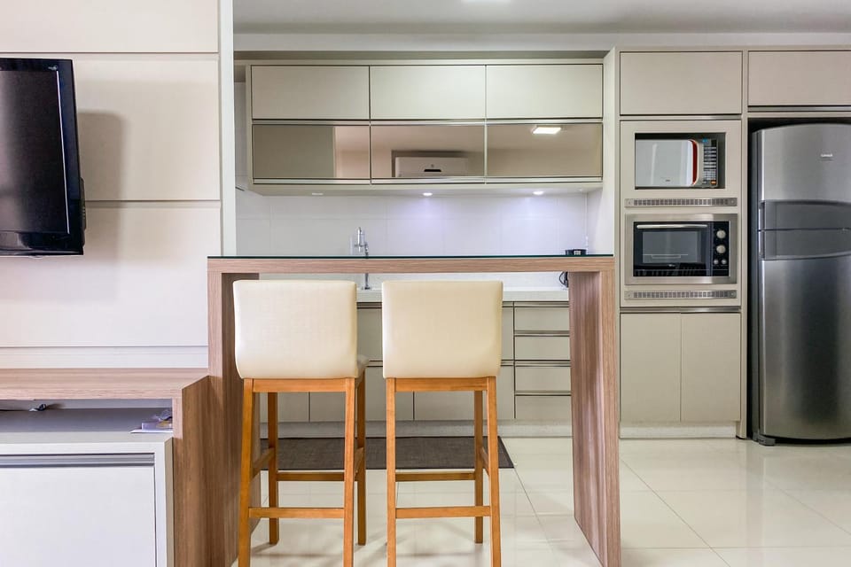 Apto em condominio com piscina e academia - 0478 Apartment in Florianopolis