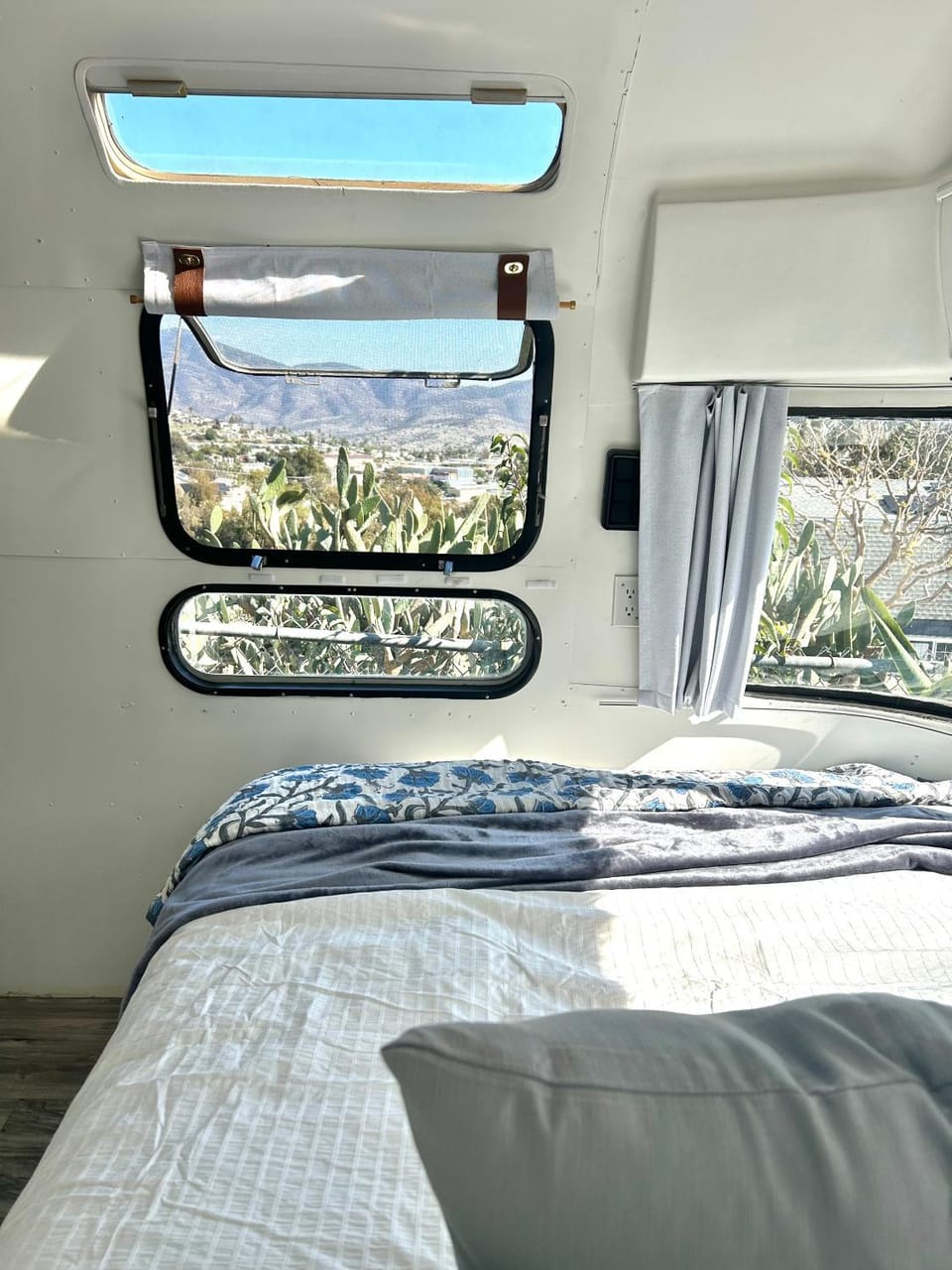 Bed, Natural landscape