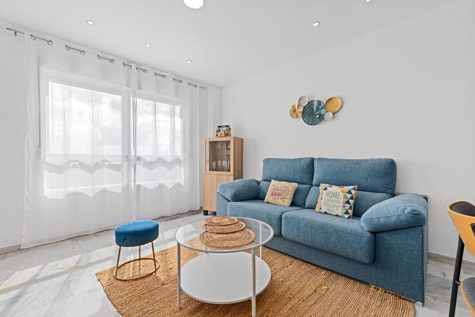 Los Hidalgos Seaview Pool and relax Apartment in Costa del Sol