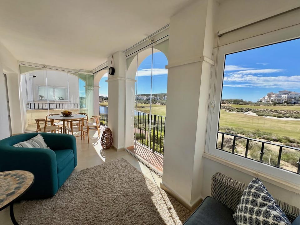 View (from property/room), Balcony/Terrace, Seating area