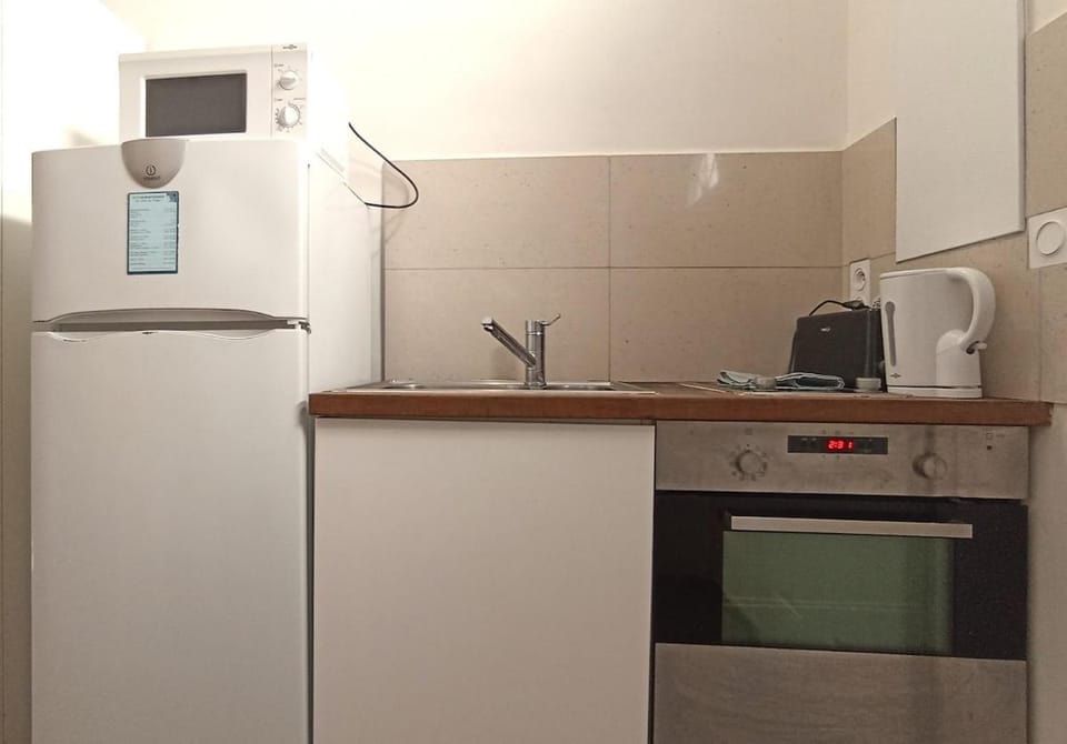 Petit cocon idéalement placé proche du stade Apartment in Marseille