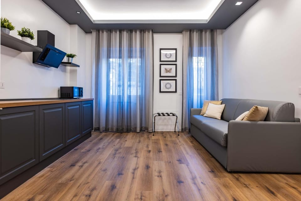 Living room, kitchen, Internal: Not applicable to any particular room