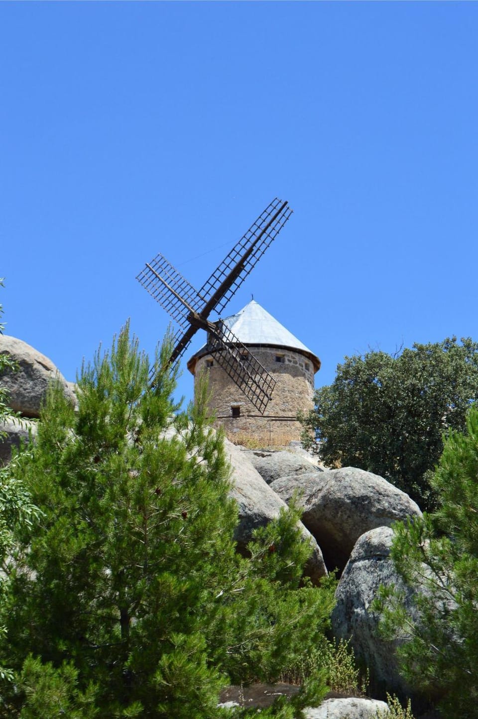 Nearby landmark, Landmark view