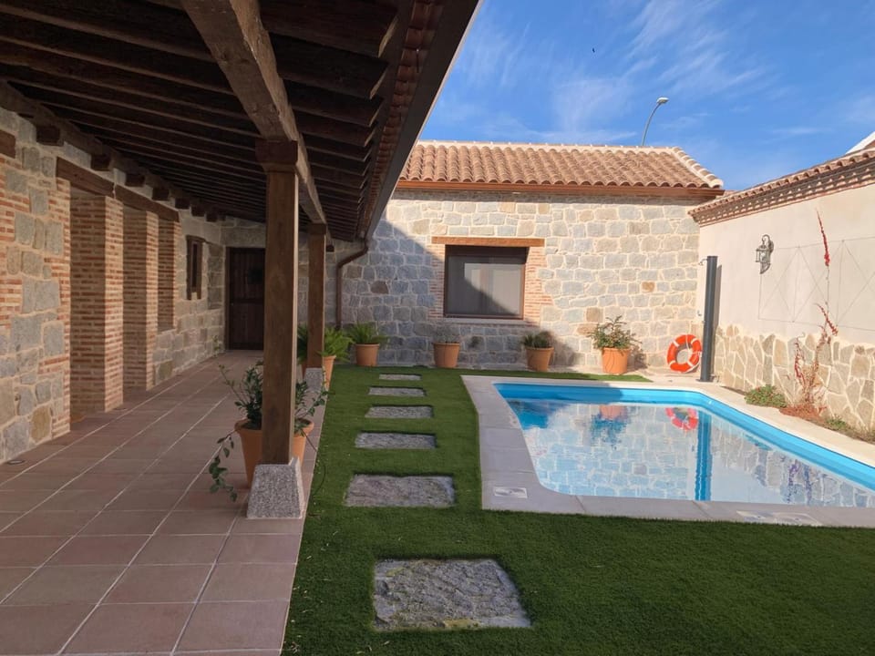 Patio, Garden, Pool view