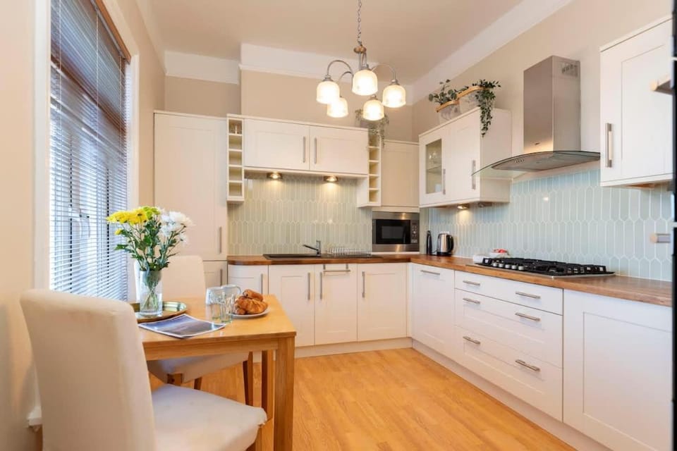 Spacious 3 Bed Apartment in central Saltburn Apartment in Saltburn