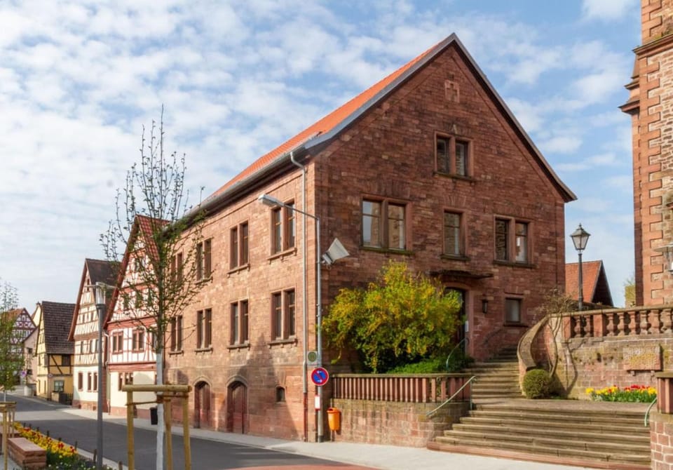 Property building, Day, Street view
